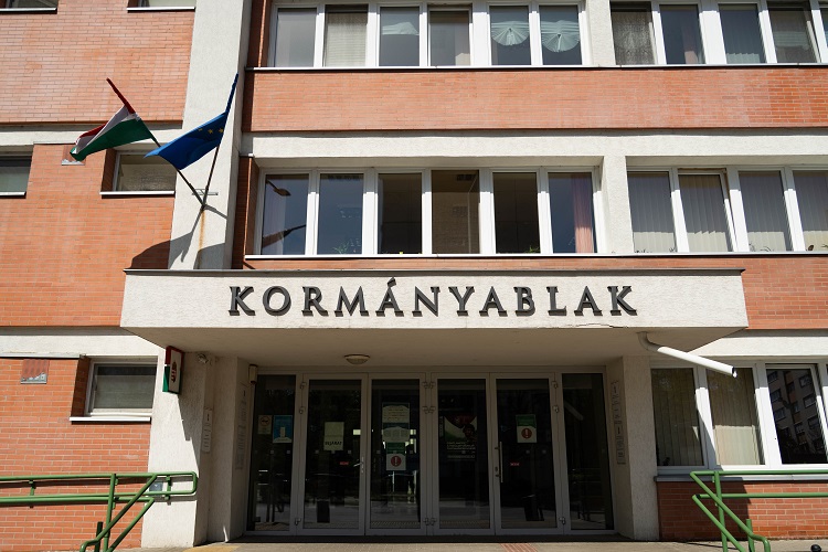 Kormányablak épülete