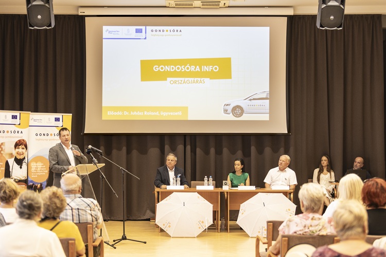 Dr. Juhász Roland